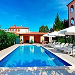 Novigrad 6951c *