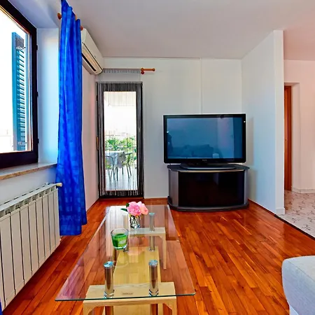 Novigrad 6951c Appartement