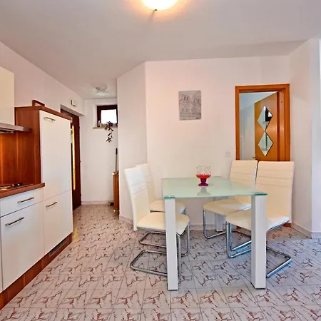 Novigrad 6951c Appartement *